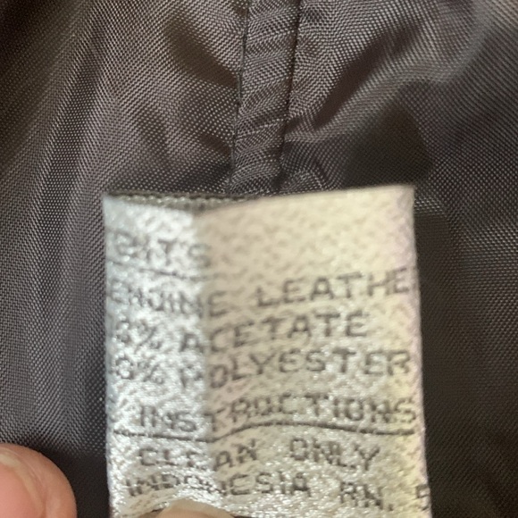 Ash Creek Trading Leather Vest Size L - Picture 9 of 12